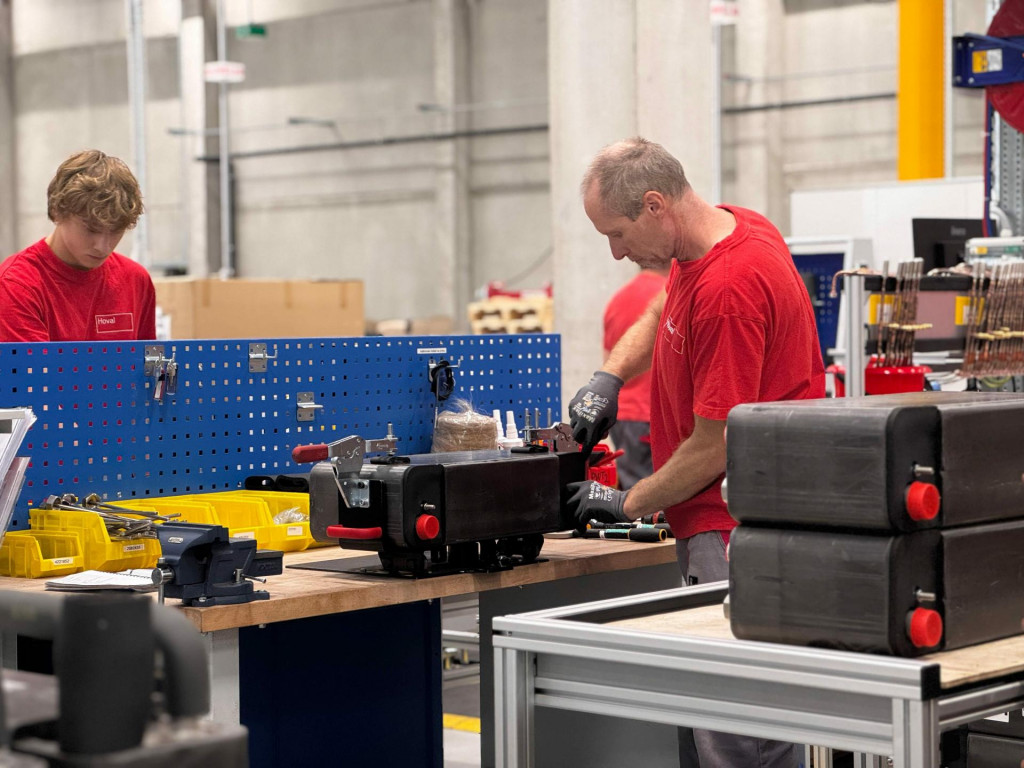 Pre zamestnancov st&uacute;pne zdravotn&eacute; poistenie zo &scaron;tyroch na p&auml;ť percent.