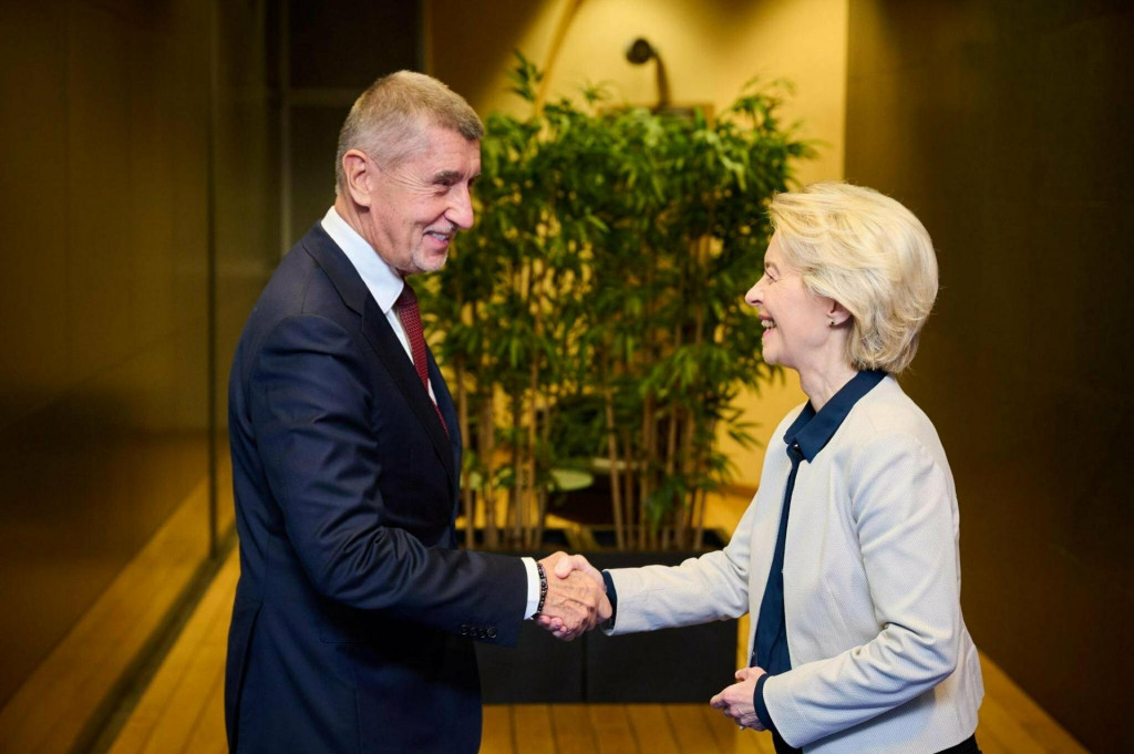 V dlhodobom horizonte by Česko malo v priemere r&aacute;sť o niečo r&yacute;chlej&scaron;ie, než je priemer Eur&oacute;pskej &uacute;nie. V bud&uacute;com roku to tak nebude. FOTO: X/Ursula von der Leyenov&aacute;