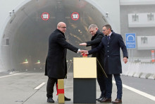 Najv&auml;č&scaron;ou diaľničnou udalosťou roka 2025 bolo otvorenie tunela Vi&scaron;ňov&eacute;.

FOTO: HN/Peter Mayer