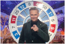 TV JOj pripravila pre Milujem Slovensko nov&yacute; vizu&aacute;l. Martin Nikod&yacute;m zost&aacute;va moder&aacute;torom rel&aacute;cie.