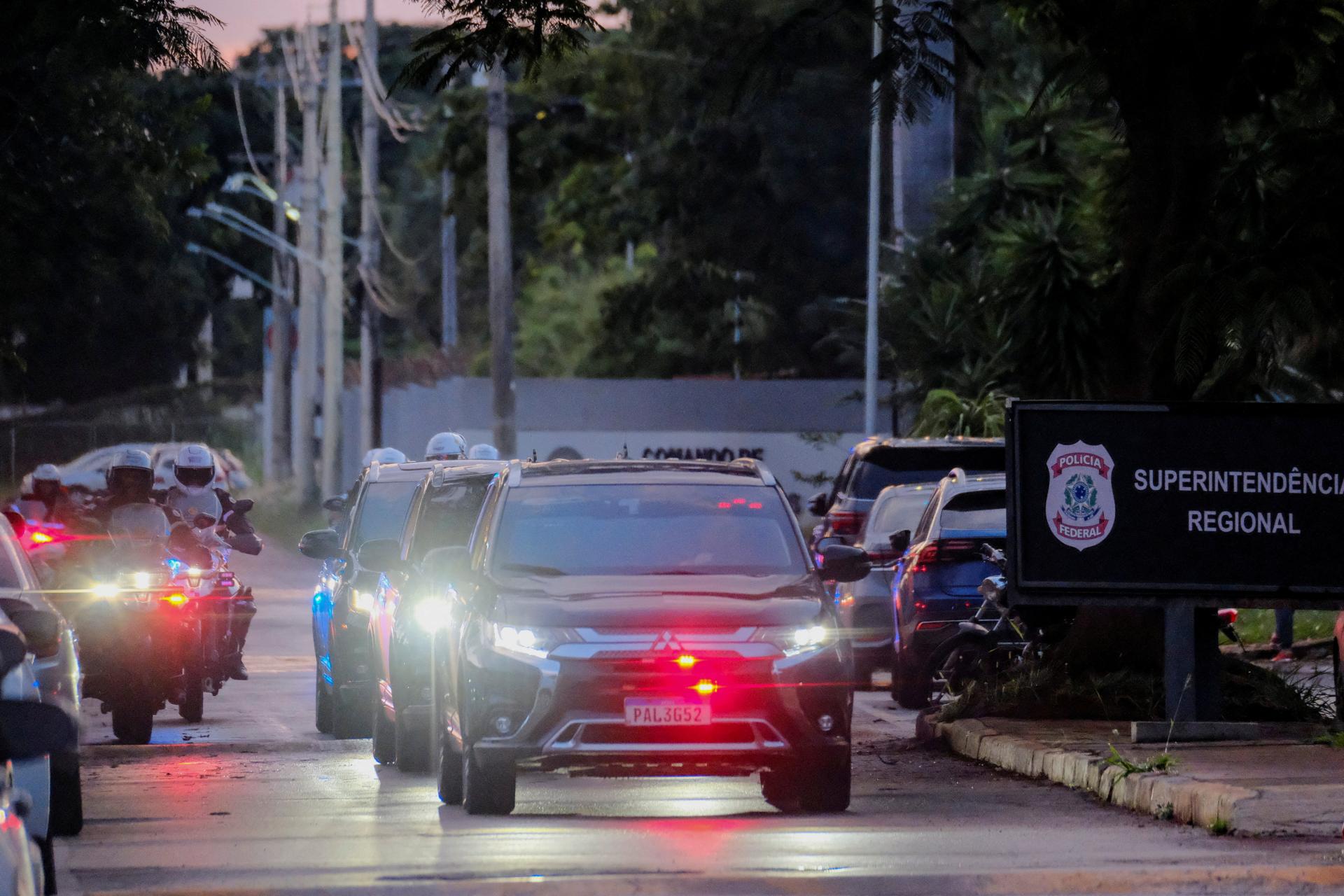 Brazílsky exprezident Bolsonaro sa musel po hospitalizácii vrátiť do väznice