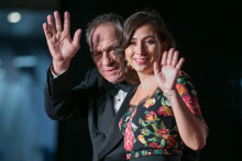 Victoria Jones so svoj&iacute;m otcom Tommym Lee Jonesom. FOTO: Profimedia