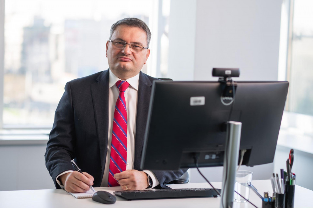 Na sn&iacute;mke Mgr. Michal &Scaron;paň&aacute;r, MBA, gener&aacute;lny riaditeľ Union zdravotnej poisťovne