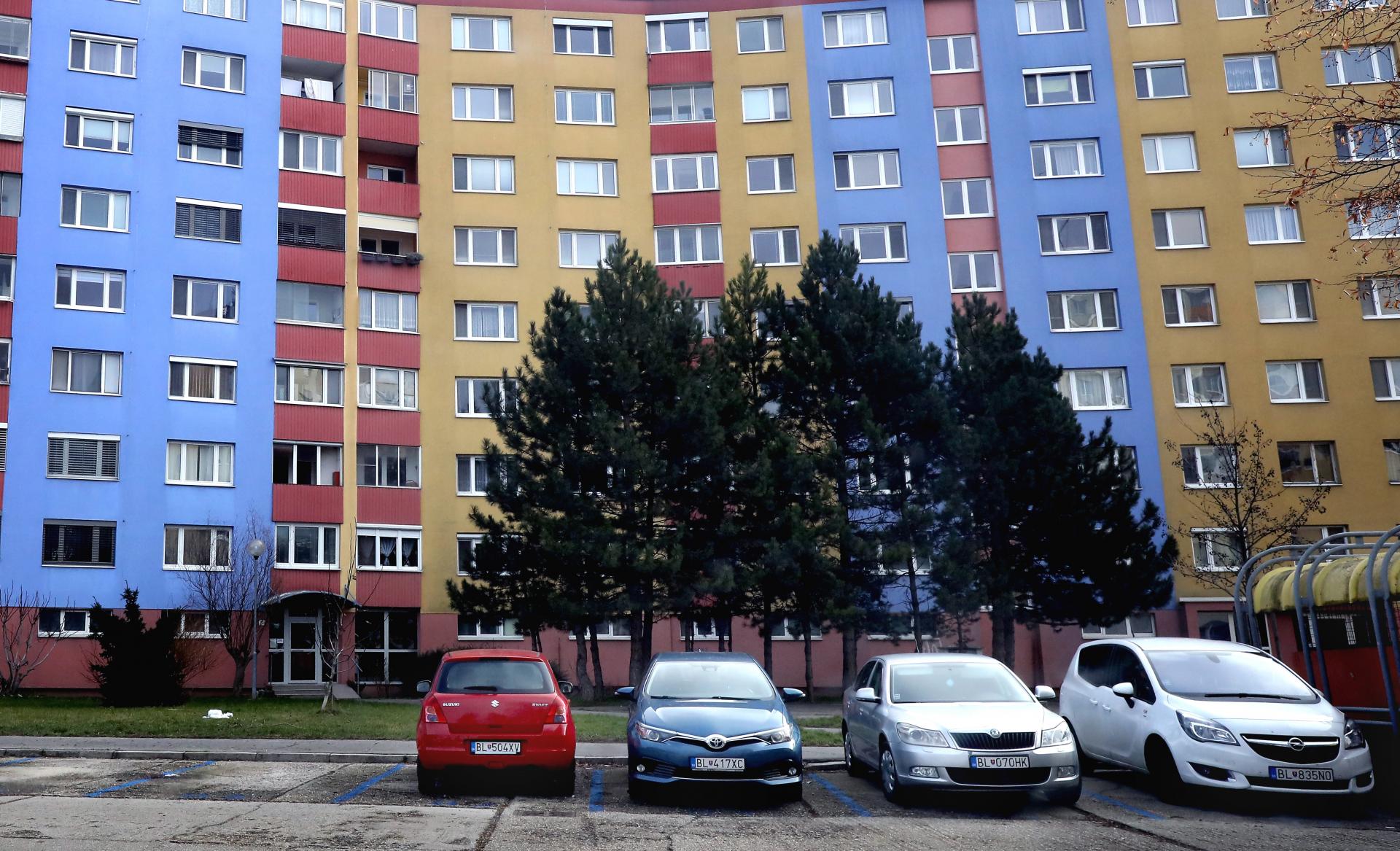 Byt získala za 90-tisíc korún, teraz ho predáva za 180-tisíc eur. Staré reality posúvajú Slovensko k rekordom