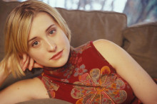 Seri&aacute;lov&aacute; Chloe Sullivan o svojej temnej minulosti.