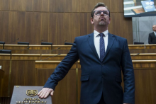 Odch&aacute;dzaj&uacute;ci poslanec KDH Martin &Scaron;milň&aacute;k. FOTO: TASR/Jakub Kotian