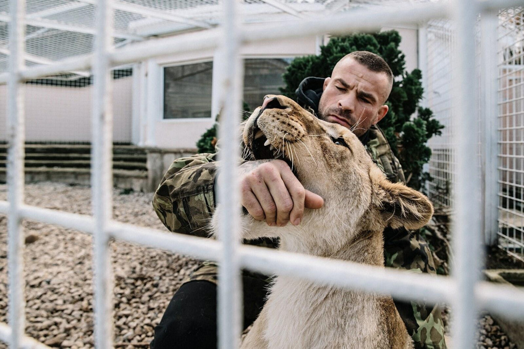 Karlos V&eacute;mola so svojou &scaron;elmou. FOTO: MAFRA/J&aacute;n Z&aacute;torsk&yacute;