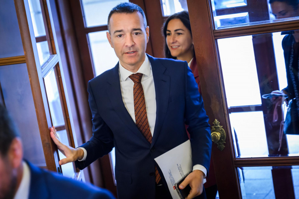 Na sn&iacute;mke minister &scaron;kolstva Tom&aacute;&scaron; Drucker. FOTO: TASR/J. Nov&aacute;k