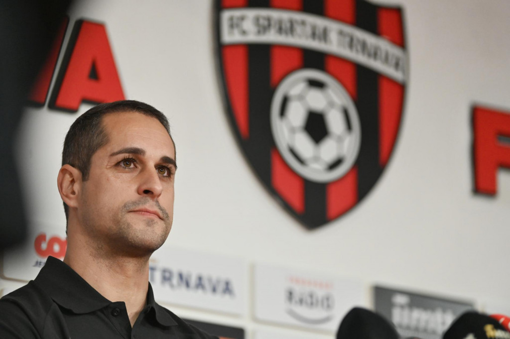Na sn&iacute;mke nov&yacute; tr&eacute;ner FC Spartak Trnava Antonio Mu&ntilde;oz. FOTO: TASR/Luk&aacute;&scaron; Grinaj