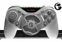 Hern&yacute; ovl&aacute;dač GameSir Swift Drive s volantom uprostred.