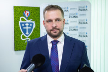 Odbor&aacute;ri bratislavskej z&aacute;chrannej služby žiadaj&uacute; ministra o dorovnanie platov pre určit&uacute; skupinu zamestnancov. FOTO: TASR/D. Stehl&iacute;k