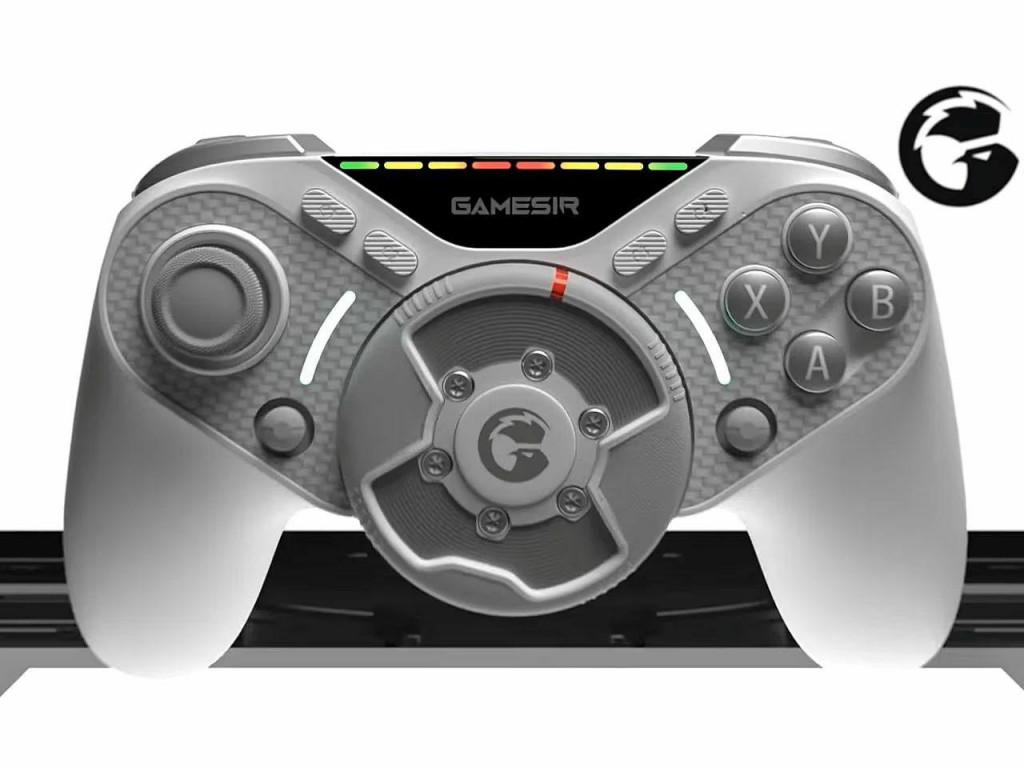 Hern&yacute; ovl&aacute;dač GameSir Swift Drive s volantom uprostred.