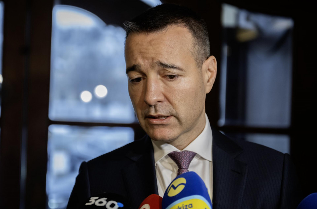 Na sn&iacute;mke minster &scaron;kolstva, v&yacute;skumu, v&yacute;voja a ml&aacute;deže Tom&aacute;&scaron; Drucker. FOTO: TASR/Martin Baumann