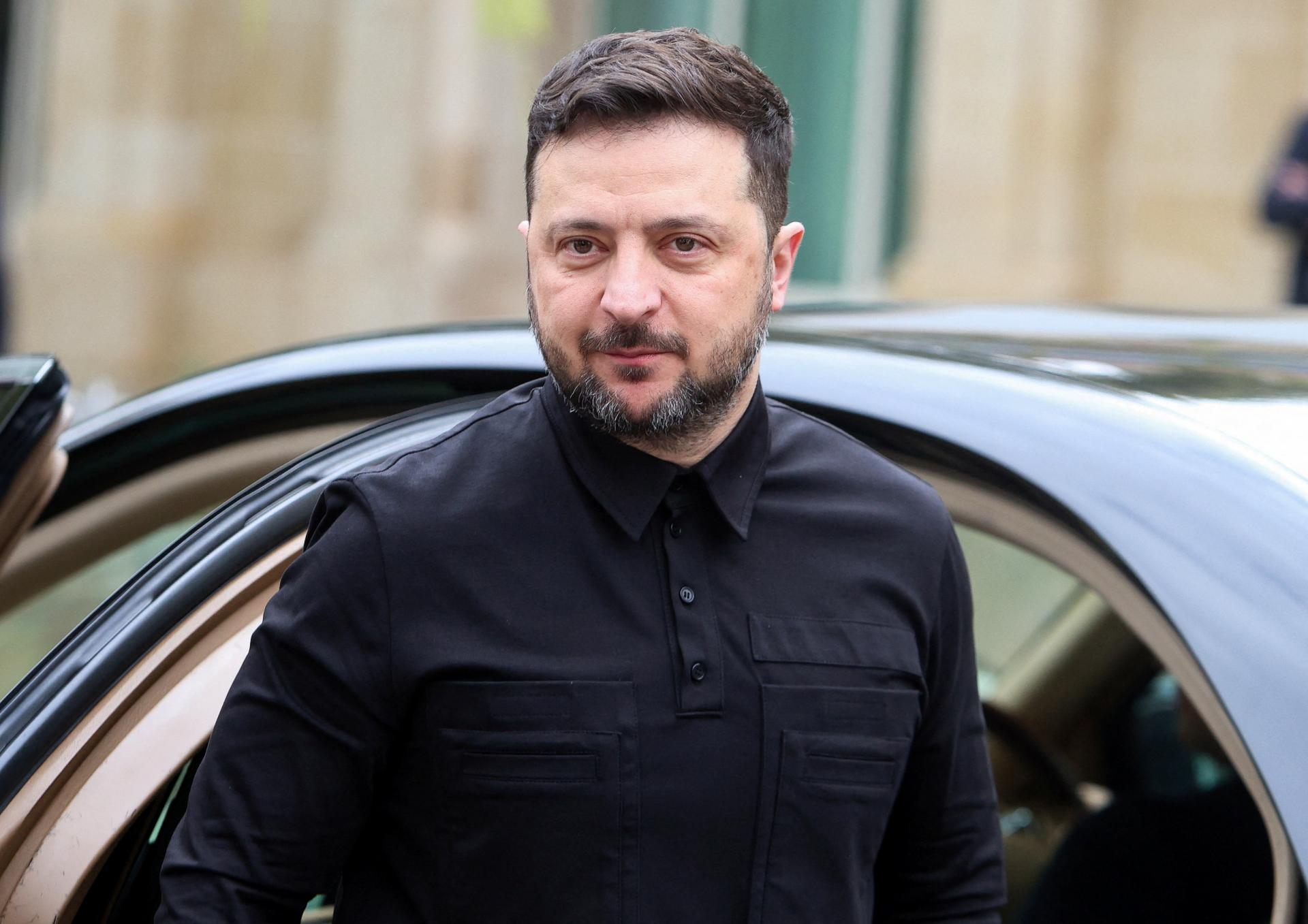 Zelenskyj: Hlavnou ruskou taktikou je snaha úplne ochromiť mestá