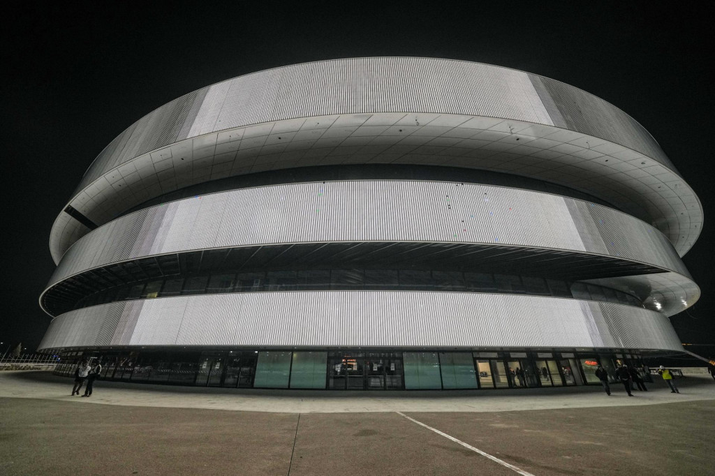 Exteri&eacute;r Ar&eacute;ny Santa Giulia, ktor&aacute; sa počas febru&aacute;rov&yacute;ch ZOH 2026 stane jedn&yacute;m z dej&iacute;sk hokejov&eacute;ho turnaja v Mil&aacute;ne (piatok 9. janu&aacute;ra 2026). FOTO: TASR/AP
