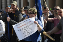 Pochod za vy&scaron;&scaron;ie mzdy odbor&aacute;rov a zamestnancov U. S. Steel Ko&scaron;ice v roku 2019.