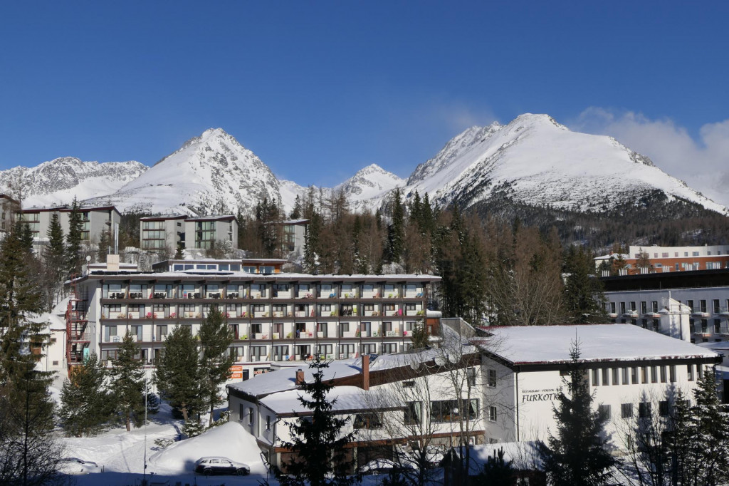 Hotely na &Scaron;trbskom Plese. FOTO: TASR/Erika Ďurčov&aacute;