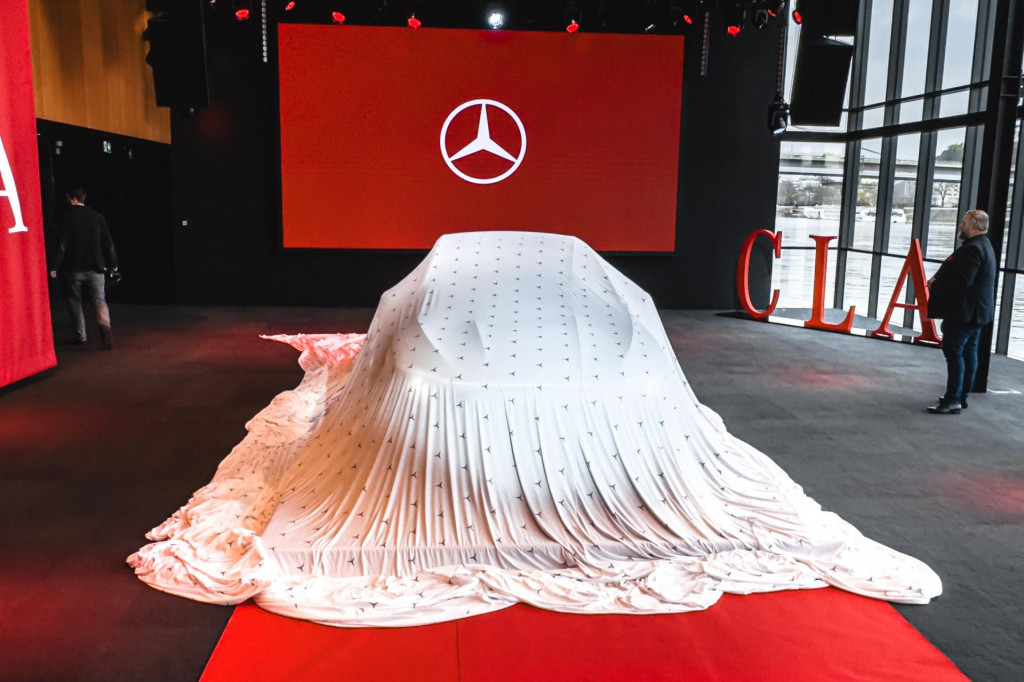 V&iacute;ťazn&yacute; Mercedes-Benz CLA novej gener&aacute;cie počas slovenskej premi&eacute;ry.