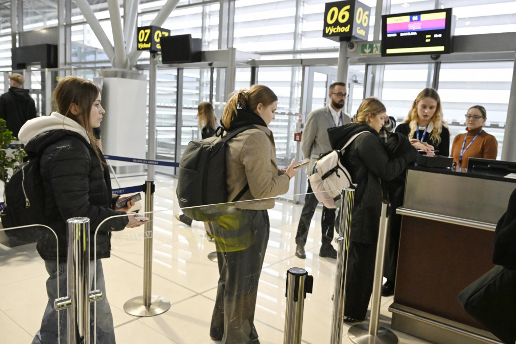 Wizz Air spustil vn&uacute;tro&scaron;t&aacute;tnu linku Bratislava &ndash; Ko&scaron;ice koncom novembra. FOTO: TASR/P. Neubauer