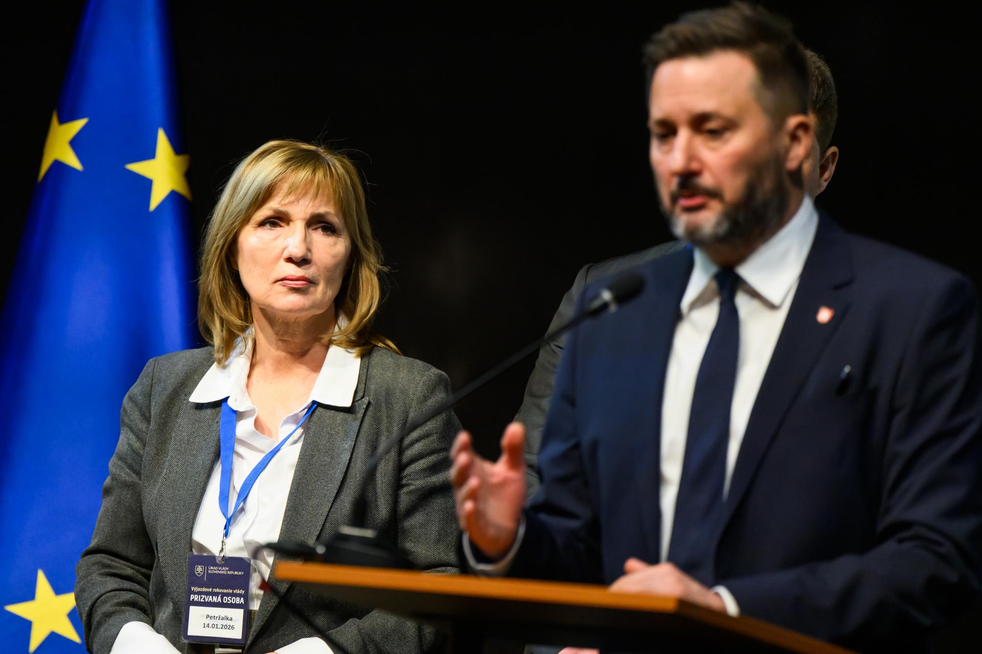 Vallo pripustil, že bude kandidovať za primátora Bratislavy. Vyjadril sa aj k možnej kandidatúre Ráža