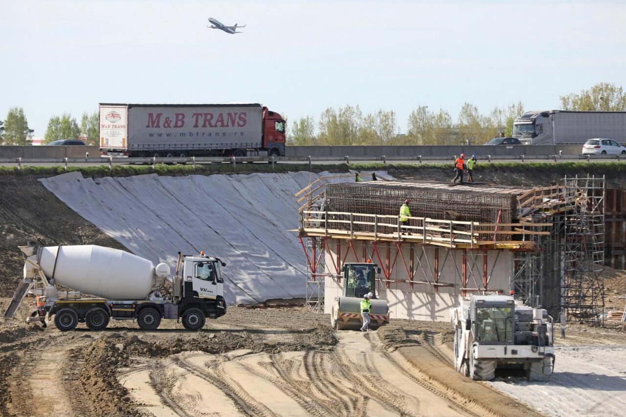 Najslabšie nábory od pandémie. Nad pracovným trhom blikajú výstražné signály, stavebníctvo pôjde proti prúdu