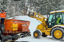 HN str&aacute;vili deň s cest&aacute;rmi na horsk&yacute;ch priechodoch pri Banskej Bystrici. FOTO: HN/&Aacute;kos Cs&eacute;pl&ouml;