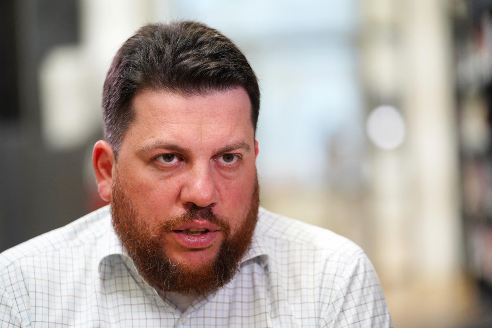 Ukrajina začala trestné konanie proti Navalného spojencovi. Volkov urážal veliteľov, hrozí mu osem rokov