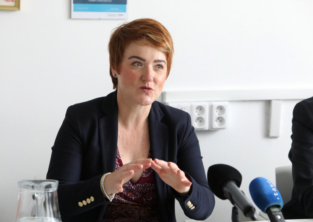 Ing. MIRIAM LAPUN&Iacute;KOV&Aacute;, riaditeľka, Fakultn&aacute; nemocnica s poliklinikou F. D. Roosevelta Bansk&aacute;