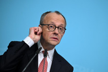 Nemeck&yacute; kancel&aacute;r Friedrich Merz ide do nemeckej ekonomiky naliať stovky mili&aacute;rd eur. FOTO: Reuters
