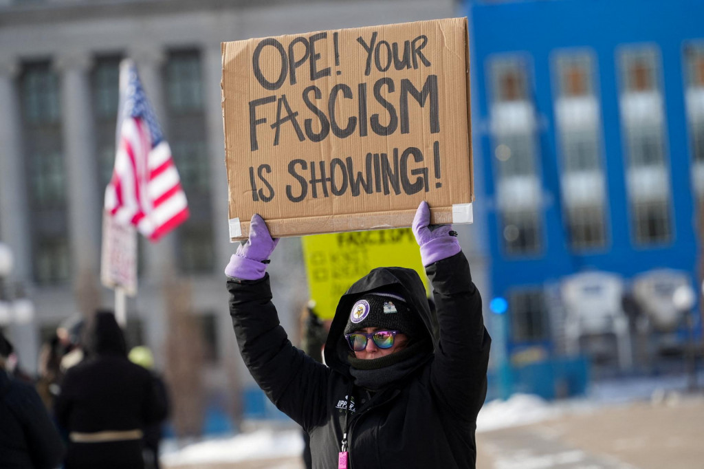 Minnesota sa stala v uplynul&yacute;ch dňoch dejiskom rozsiahlych protestov proti konaniu imigračn&yacute;ch &uacute;radov. FOTO: REUTERS