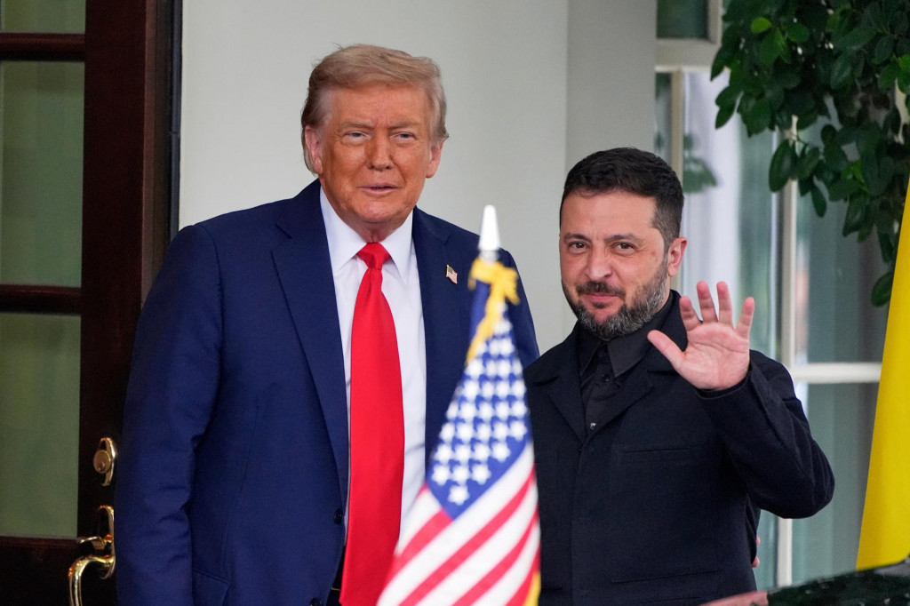 Na arch&iacute;vnej sn&iacute;mke z 18. augusta 2025 prezident USA Donald Trump a prezident Ukrajiny Volodymyr Zelenskyj. FOTO: TASR/AP