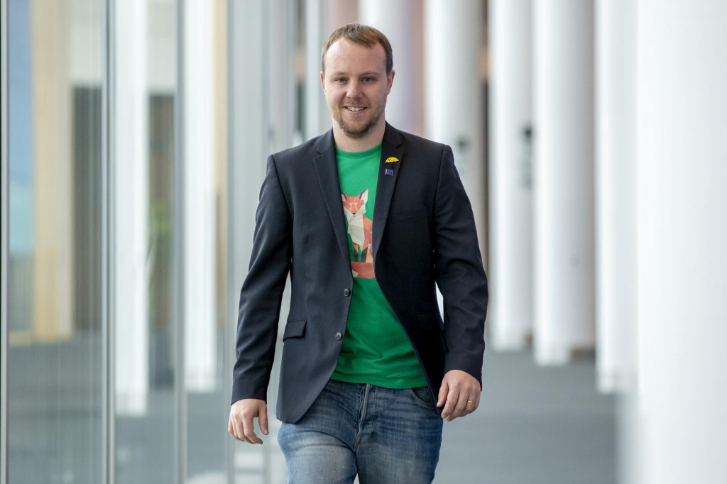 Daniel Freund je poslancom Eur&oacute;pskeho parlamentu od roku 2019. FOTO: Eur&oacute;psky parlament