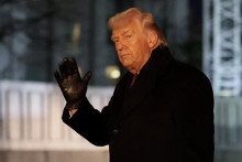 Americk&yacute; prezident Donald Trump tlač&iacute; ceny pal&iacute;v nadol.

FOTO: REUTERS