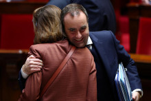 Franc&uacute;zsky prem&eacute;r Sebastien Lecornu. FOTO: REUTERS
