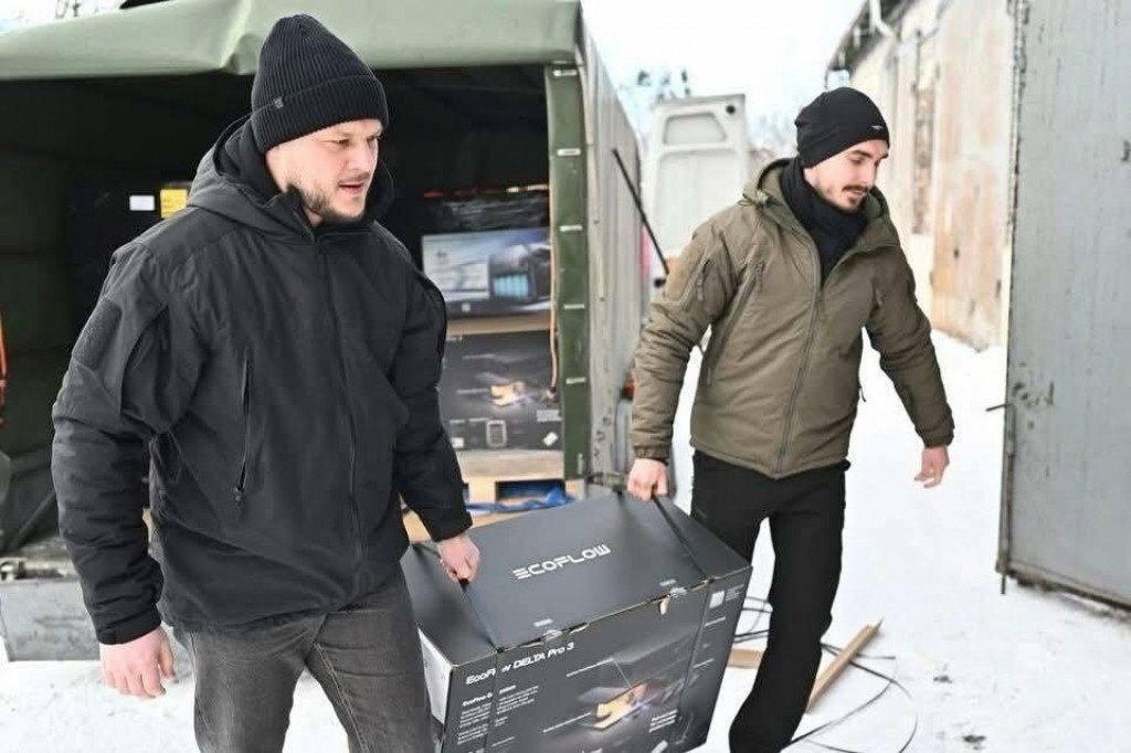 Gener&aacute;tory pre Ukrajinu. FOTO: FB/Andrij Sybiha