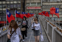 Taiwan je suver&eacute;nnou svetovou jednotkou vo v&yacute;robe čipov a polovodičov. FOTO: REUTERS
