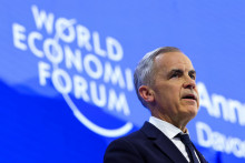 Na Svetovom ekonomickom f&oacute;re v Davose kanadsk&yacute; premi&eacute;r Mark Carney citoval Havlovo podobenstvo o zelenin&aacute;rovi. FOTO: Reuters/D. Balibouse
