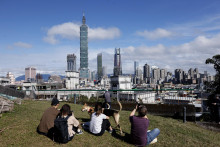 Taiwančania s&uacute; odmalička cvičen&iacute; na to, čo robiť v pr&iacute;pade č&iacute;nskeho &uacute;toku. FOTO: REUTERS