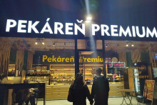 Prev&aacute;dzka v centre Bratislavy sa ako jedna z prv&yacute;ch prihl&aacute;sila k &scaron;t&aacute;tnemu syst&eacute;mu QR platieb.

FOTO: Pek&aacute;reň Premium
