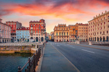 V&yacute;chod Slnka nad Terstom. FOTO: Shutterstock