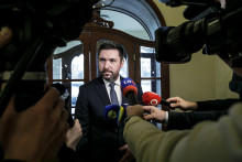 Na sn&iacute;mke minister p&ocirc;dohospod&aacute;rstva a rozvoja vidieka Richard Tak&aacute;č. FOTO: TASR/Dano Veselsk&yacute;