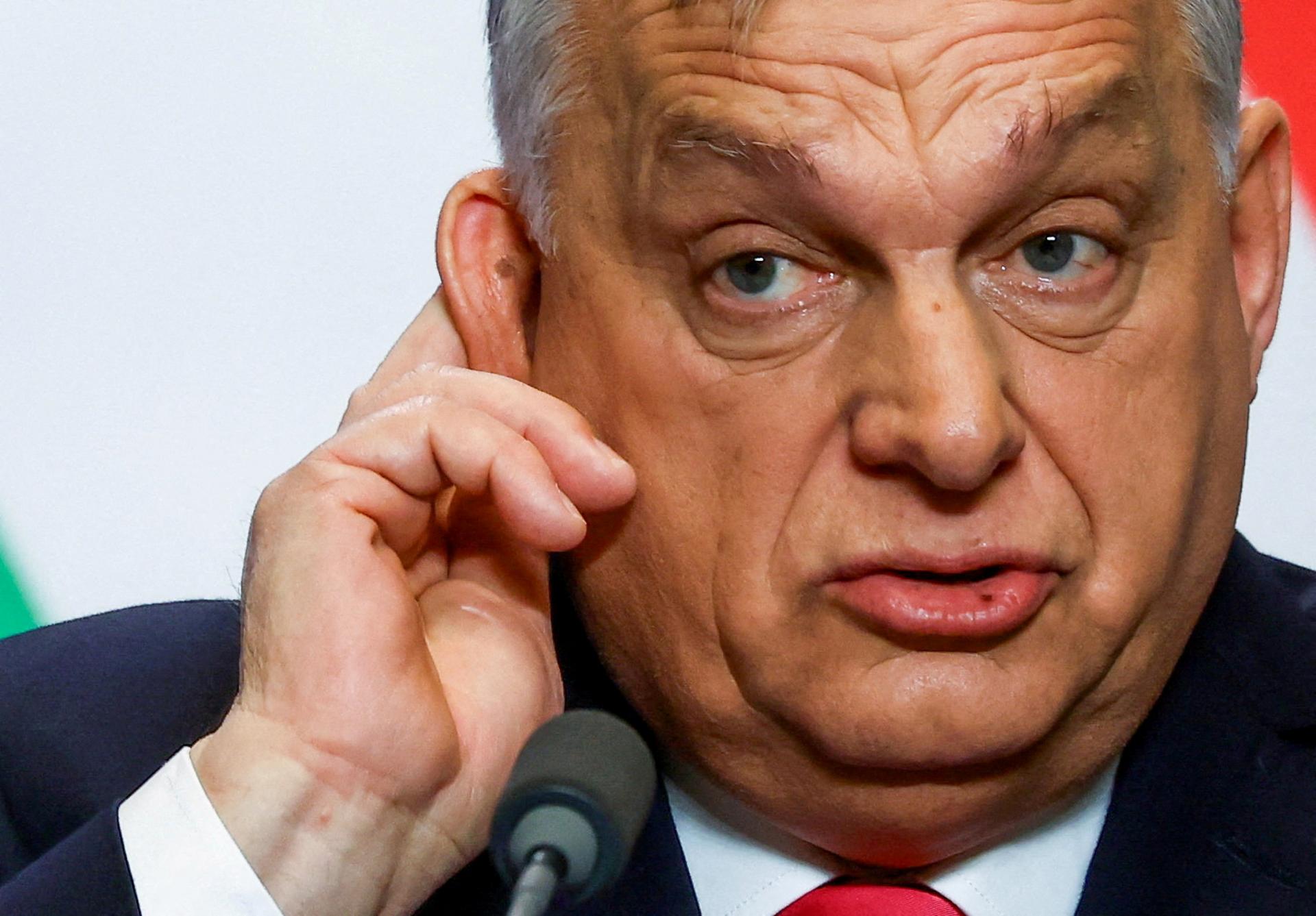 Orb&aacute;n poprel, že by po v&iacute;ťazstve v apr&iacute;lov&yacute;ch voľb&aacute;ch zaviedol &uacute;sporn&eacute; opatrenia