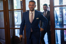 Na sn&iacute;mke minister vn&uacute;tra Mat&uacute;&scaron; &Scaron;utaj E&scaron;tok. FOTO: TASR/Jakub Kotian