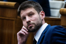 Na sn&iacute;mke opozičn&yacute; poslanec N&aacute;rodnej rady Michal &Scaron;imečka (Progres&iacute;vne Slovensko). FOTO: TASR/Jakub Kotian
