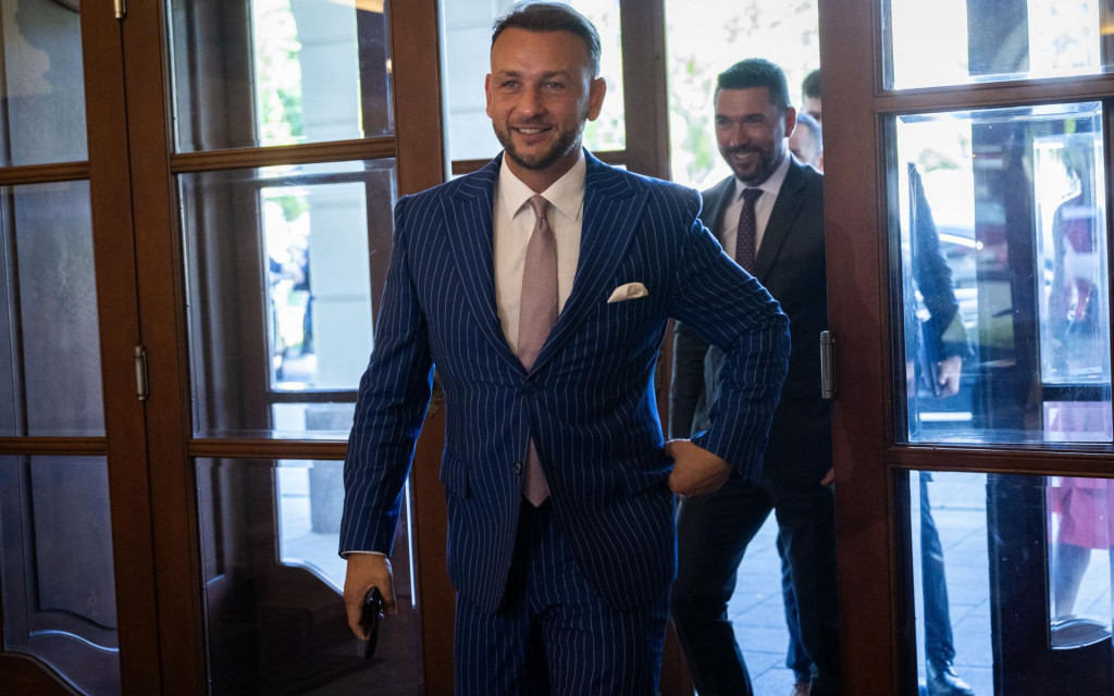 Na sn&iacute;mke minister vn&uacute;tra Mat&uacute;&scaron; &Scaron;utaj E&scaron;tok. FOTO: TASR/Jakub Kotian