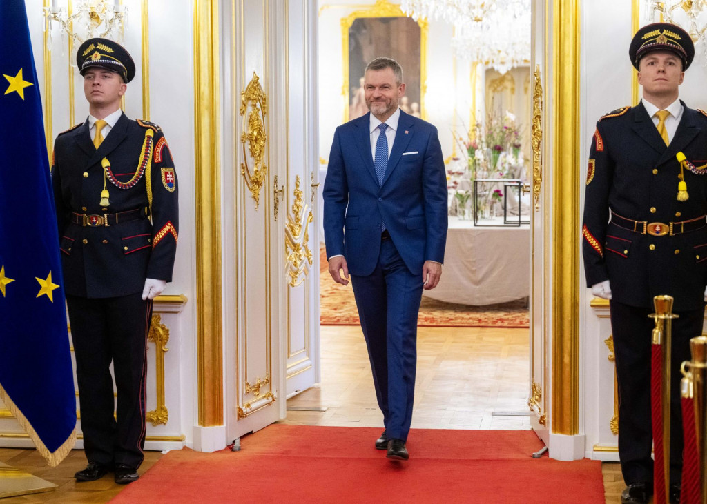 Na sn&iacute;mke prezident SR Peter Pellegrini počas prijatia ved&uacute;cich diplomatick&yacute;ch misi&iacute; v priestoroch Bratislavsk&eacute;ho hradu 3. febru&aacute;ra 2026 v Bratislave. FOTO TASR - Jakub Kotian FOTO: Jakub Kotian