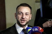 Na sn&iacute;mke minister vn&uacute;tra Mat&uacute;&scaron; &Scaron;utaj E&scaron;tok (Hlas-SD). FOTO: TASR/Dano Veselsk&yacute;