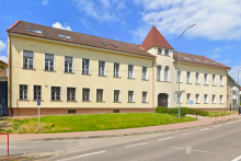 Spojen&aacute; &scaron;kola sv. Jozefa v Novom Meste nad V&aacute;hom. FOTO: Google Maps