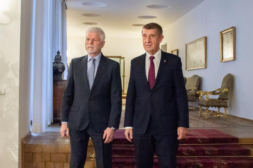 Česk&yacute; prezident Petr Pavel a česk&yacute; premi&eacute;r Andrej Babi&scaron;. FOTO: TASR/Barbora Vizv&aacute;ryov&aacute;