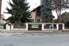Dom r&oacute;mskeho mafi&aacute;na Anton&iacute;na Bělu b&yacute;val v prvej polovici 90. rokov kľ&uacute;čov&yacute;m miestom, kde si pod&aacute;vali dvere živly z podnikateľskej &scaron;edej z&oacute;ny. FOTO: Ale&scaron; Kubelka
